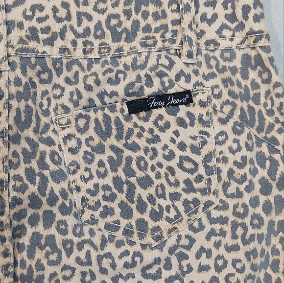 Foxy Jeans Denim Leopard Cheetah Print Mini Skirt, 11/31 - Picture 10 of 11